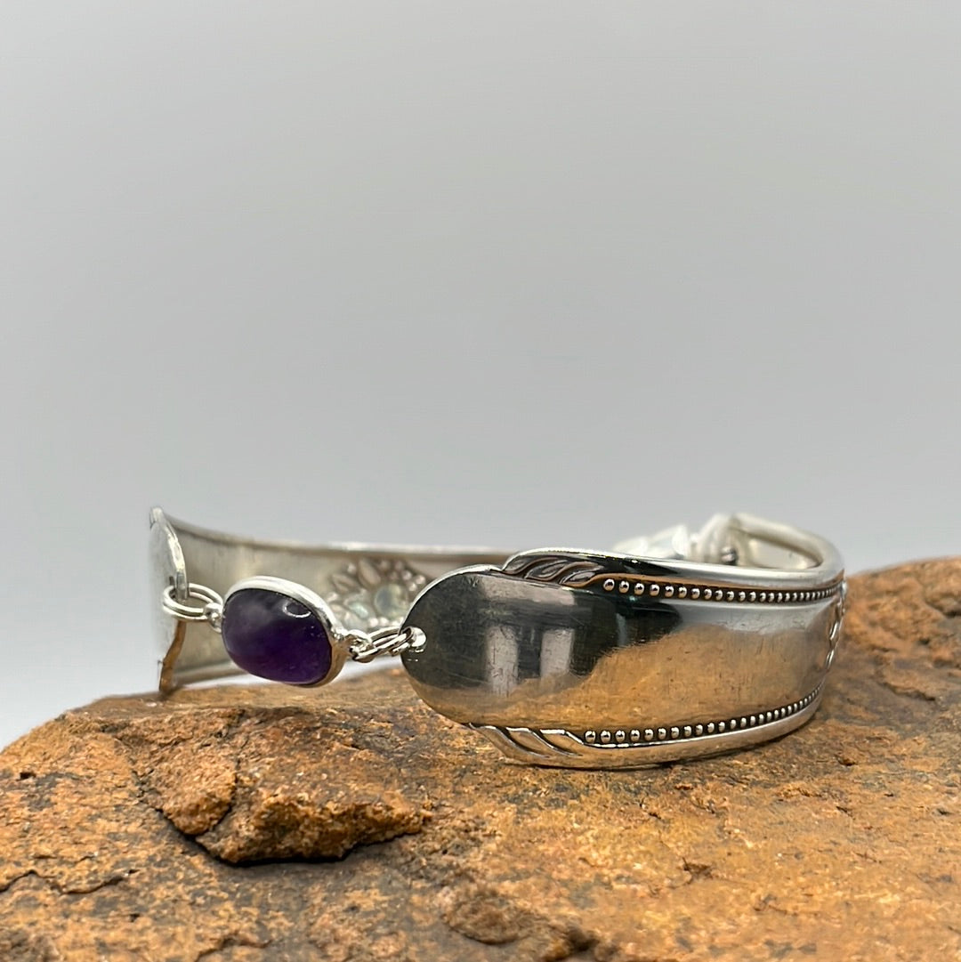 Memory Hiawatha (1937) - Vintage Spoon Bracelet with Strong Magnetic Clasp and Gemstone Connector