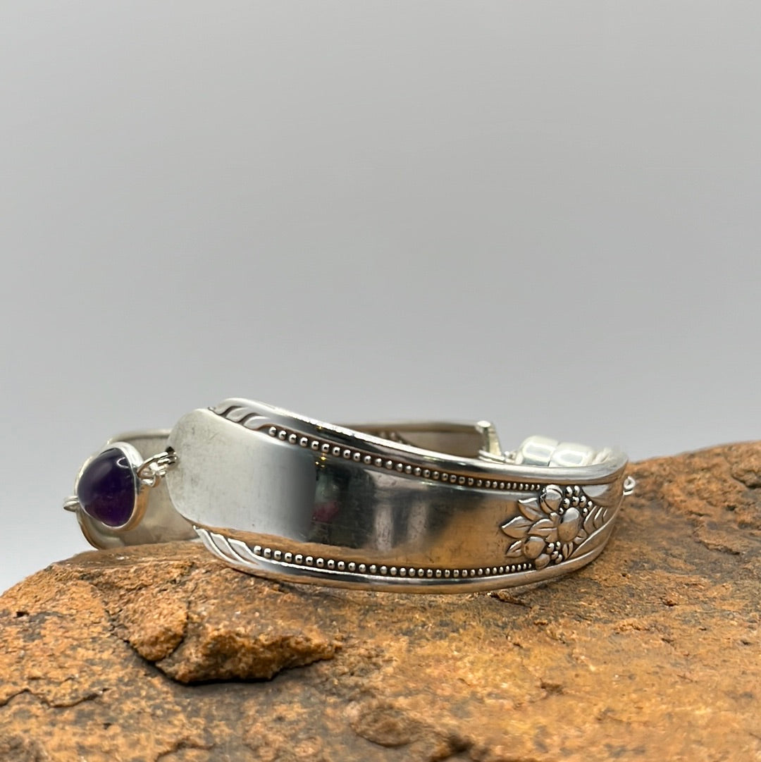 Memory Hiawatha (1937) - Vintage Spoon Bracelet with Strong Magnetic Clasp and Gemstone Connector