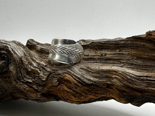 Allure (1939) - Vintage Spoon Ring