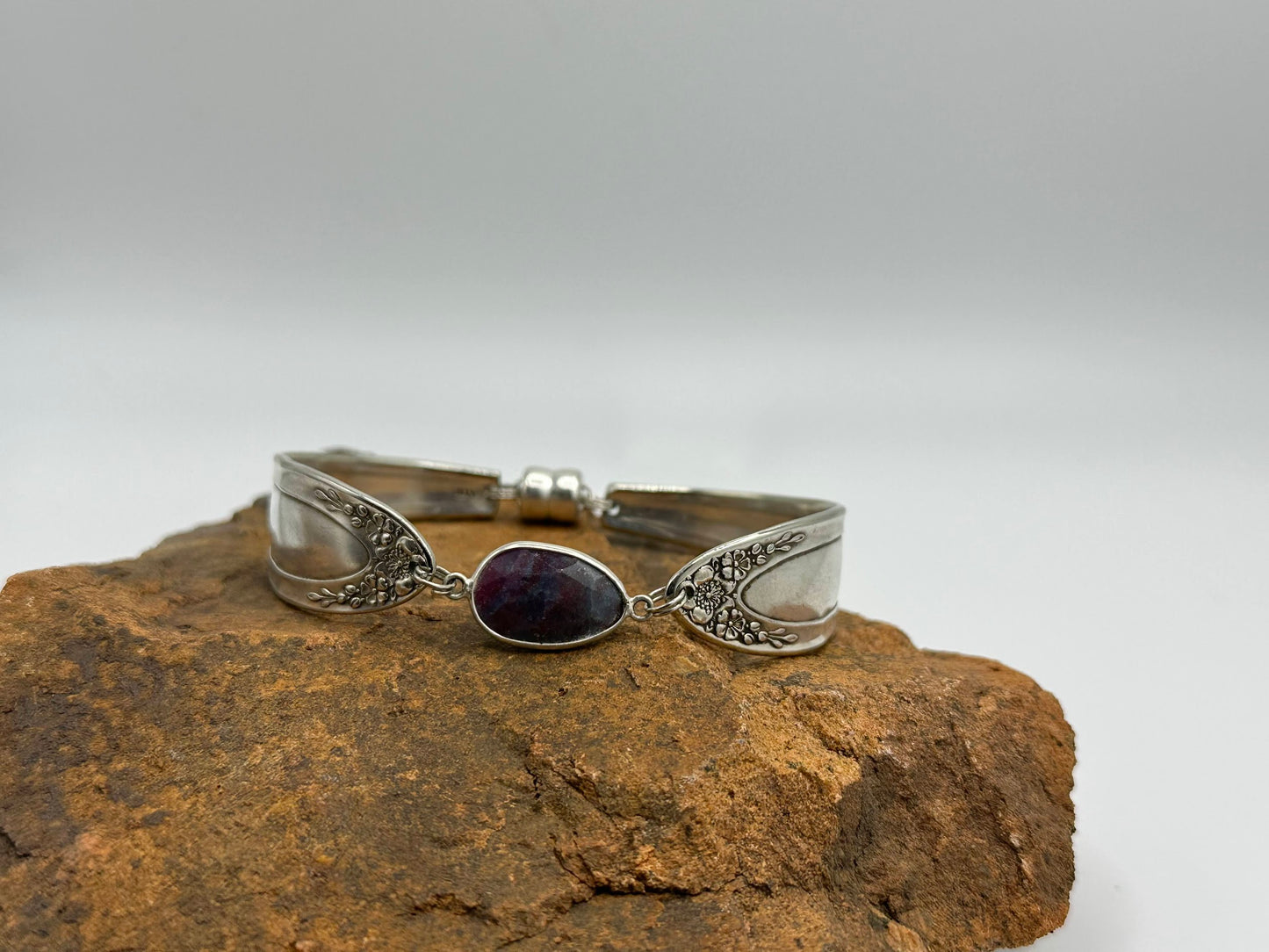 Modjeskal/Bedford (1916) - Vintage Spoon Bracelet with Strong Magnetic Clasp and Gemstone Connector