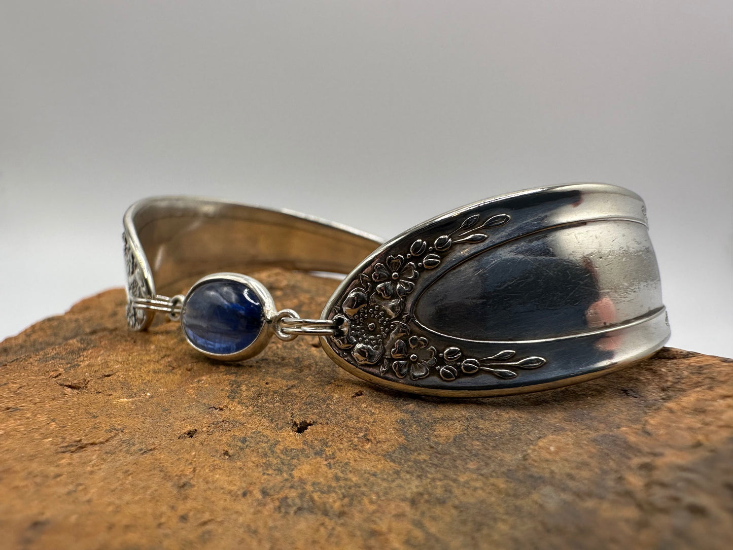 Modjeskal/Bedford (1916) - Vintage Spoon Bracelet with Strong Magnetic Clasp and Gemstone Connector